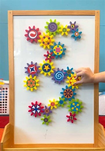 Celebra el Día Nacional de STEM/STEAM con Actividades