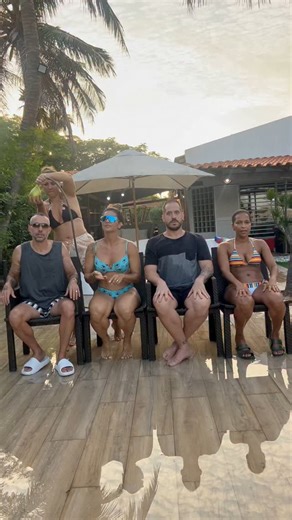 E achou que tinha acabado? 😅💦 A zoeira continuou, as perguntas ficaram mais difíceis… e o pessoal ainda mais molhado! 🎈😂 Finais de semana assim recarregam a alma. #familia #amigos #fimdesemana | Kelly Key Oficial