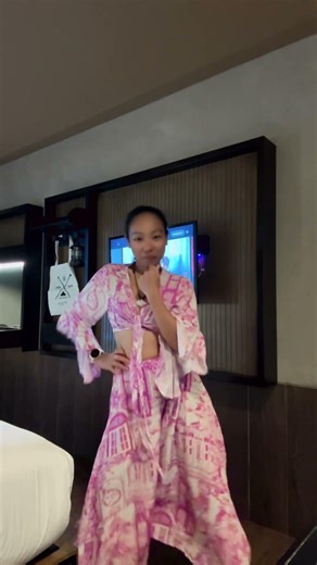 Drop It Low Girl #dance #viral #shorts #youtubeshorts