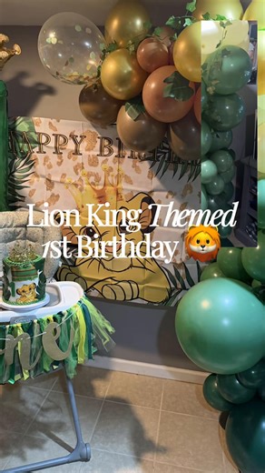 POV: You walk into the Pride Lands 🦁👑🎈 Lion King themed decor, balloons, and a cake fit for royalty 🎂✨ #birthdayinspo #lionking #birthdayparty #partydecor #fyp