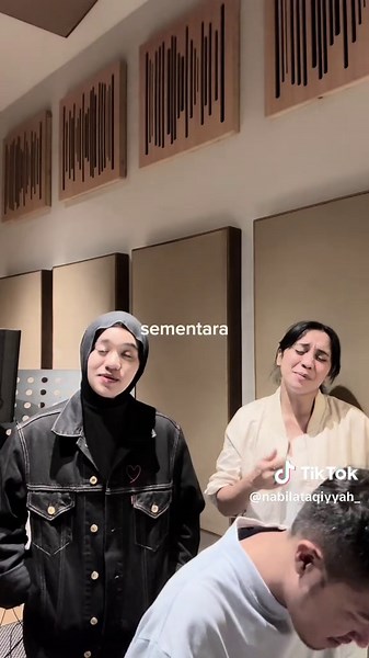 jaga hati, tetaplah menanti? #sementarabukanselamanya