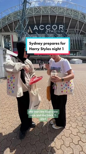 Sydney Harries Harry Styles Merch Haul: What Fans are Buying!