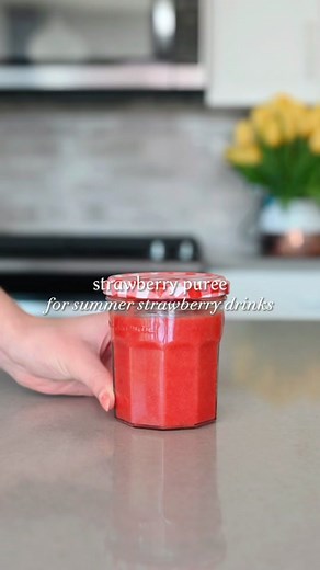 strawberry purée for summer strawberry drinks 🍓 making strawberry puree is a quick and easy process that can be used for a variety of recipes like tea lattes @sipwithanya and lemonades @sipwithanya . ingredients: 2 cups fresh strawberries 1-2 tablespoons sugar (optional) instructions: wash 2 cups of strawberries thoroughly, remove the stems, and cut into slices. place them in a blender or food processor. if desired, add 1-2 tablespoons of sugar to sweeten the puree. blend the strawberries on hi