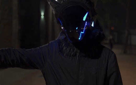 Wierd commercial/fearure show thingi for protogen ?