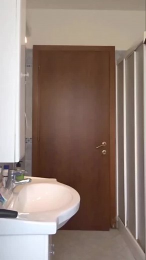 It alien [in your body] #alien #comedy #perte #foryou #trend