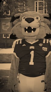 There’s no place like Athens – especially during Homecoming. Follow the Red Brick Road to Athens for time-honored traditions - Homecoming Parade, Tailgate & Bobcat Football – and fun! | Ohio University Alumni Association