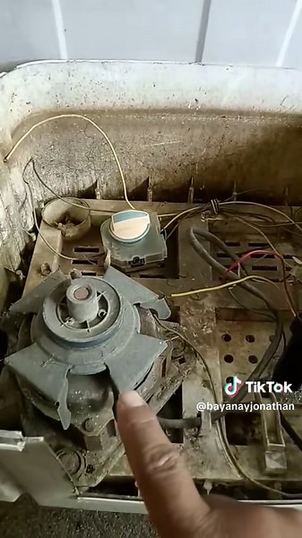 CTTO UMUUGONG POH BA ANG WASHING MACHINE NYU PANOORIN NYU PO ITO PARA MALAMAN ANG SIRA NYA