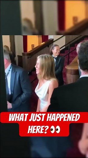The Moment Jennifer Aniston Saw Brad Pitt Again 👀