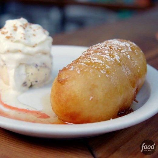 6.8M views · 15K shares | Deep Fried Twinkies from Beer Belly: a craft beer bar aren't just fried... they are dipped in waffle batter, THEN fried! | Food Network | Facebook