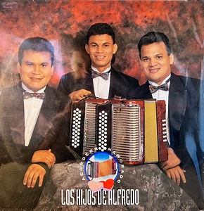 Los Hijos De Alfredo - Acordeón Enamorado