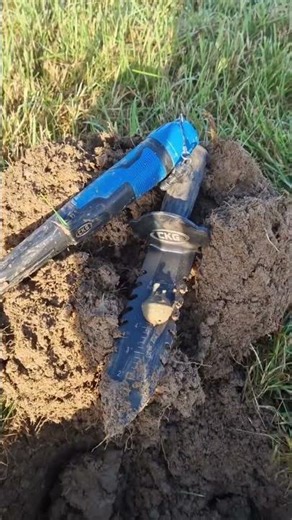 Review of @guyking_finds pinpointer and digging tool. #ckg #metaldetecting