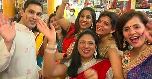 Holi celebration marks beginning of spring, brings community together at Midtown Global Market