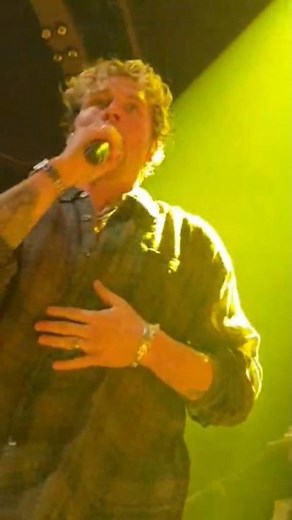 Christopher – "BAD" LIVE 2026 Utrecht Tivoli | Unreal Atmosphere