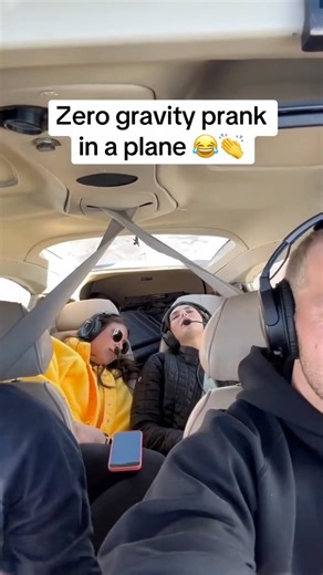 Passengers React to Zero Gravity Prank#prank #plane #funny#amazing #usa