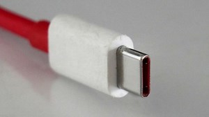 DisplayPort Alt Mode sayesinde USB 4.0 Type-C arayüzü üzerinden görüntü aktarımı mümkün