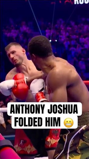 Anthony Joshua knocked him out then laughed 😭