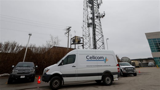 Green Bay-based Cellcom outage disrupts schools, businesses, phone calls, text services
