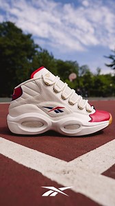 Reebok 重新釋出一代經典Question Mid籃球鞋款紀念配色，全新塑造不死戰神Allen Iverson 的首對簽名戰靴Question Mid，代表著對這位1996年初出茅廬的選秀狀元作出的深遠影響給予肯定，同時亦向NBA 50周年致敬。 全新Reebok Question Mid Red Toe由9月11日起於Reebok香港官方網上商店公開發售。 #reebok #reebokhk #AllenIverson #QuestionMid #RedToe #fashion #trendy #sports #basketball #ootd | Reebok Classic