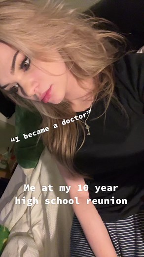 Athena Faris: Journey from Doctor to Retired with TikTok