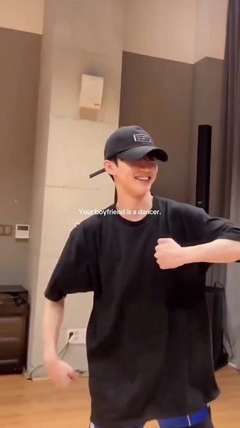 THE BOYZ Q Dance Edit | My Boyfriend is a Dancer TBZ