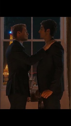We should make love tonight (Red, White and Royal Blue)