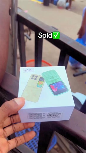 i16pro 25k, i17pro 26k ,i18pro 30k #phonevendor #benintiktok #iphone #miniphone #flip