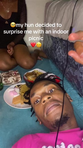 Romantic Indoor Picnic Ideas for Couples