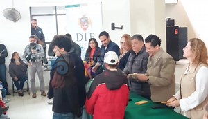 12 reactions | Difeando con los chavos﫡 Hugo Chahín Kuri entrega...