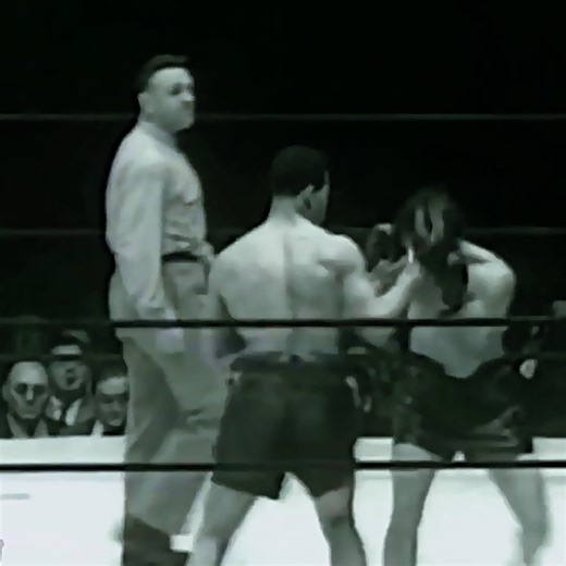 Joe Louis vs Billy Conn Highlights | Anita Skorgan