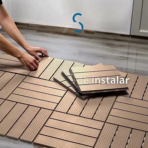 Transforma tu terraza sin obras | Suelo en baldosas y lamas - Cómo instalar tarima de exterior