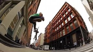 #PopUpTour #NewYorkCity Episode 1 at skateboarding.com🌐. @drinkarizonaskate @bonestalone @talconorsobia @carezzano 🎥 @paulgarrr | TransWorld SKATEboarding