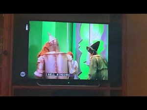 Wizard of Oz: who rang that bell?