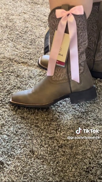 Ariat Roundup Remuda the prettiest square toe boots @Ariat @BootBarn #ariat #ariatremuda #ariatroundupremuda #pinkbowboots #pinkboots #pinkariatboots #pinkariat #coquette #coquetteboots #cowgirlboots #cowboyboots #countrygirl #squaretoeboots #ariatboots #pink #pinkbow #bows #bow #westernfashion #westernstyle #vaquera #vaqueraoutfits #rodeo #smalltownrodeo #rodeoready #countrylife #countryliving #girlmom #cheermom #softballmom #countrystyle #bootbarn #plussizewesternfashion #plussize #widecalfboo