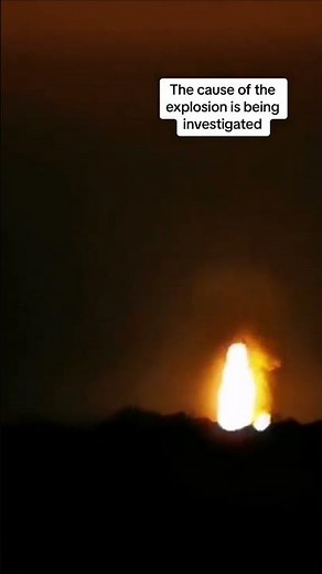 Oxfordshire: Huge fireball lights up sky after 'explosion'