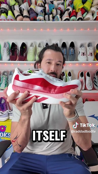 First run in the Hyperboost Edge from @adidas and so far I’m impressed! The underfoot feeling is exactly what I’m looking for in a supertrainer but it’s stable and comfortable enough for daily and recovery miles as well My one concern for the shoe is the upper as the ankle collar is a little stiff so we’ll see if that ends up causing issues but so far so good! The shoes were provided free for the purpose of review but I’m not paid or asked to make any content #dadsthatrun #runnerdad #runlifebala