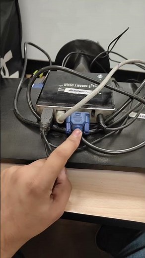 Resolution Issue? 😳 VGA Cable Was the Real Problem!