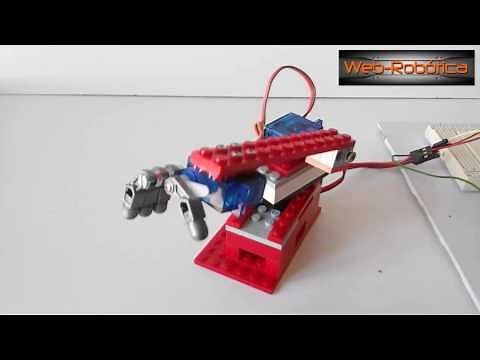 Tutorial Arduino, "Brazo robótico" con piezas LEGO, 3 servomotores y 3 potenciometros paso a paso
