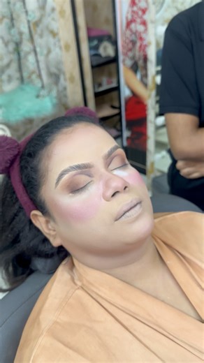 Bridall makeup Class 🔥🔥 @top fans Sonjoy Roy Nill #bridallmakeup2025 #fypシ゚viralシfypシ゚ #nilsmakeover #hilights #facebookreelsviral #higlis #OfferSale🔥🔥 | Nill.S Makeover