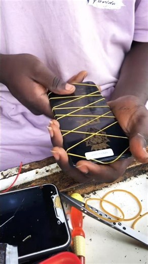 📱 Perfect Screen Installation! The Rubber Band Trick Every Phone Technician Should Know 🔥🔧