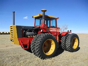 1983 Versatile 555 4WD Tractor | Agriculture