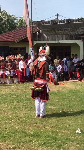 Tarian Caci Adat Manggarai: Asal, Gerakan, dan Makna Tradisional