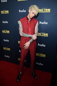 Machine Gun Kelly Sings Rihanna After Marilyn Manson's Odd Request