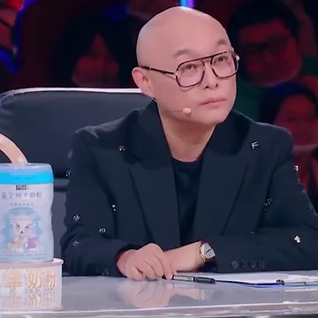 WEIRD And WONDERFUL Hand Dance is like NOTHING you've seen before! | Dancers Got Talent