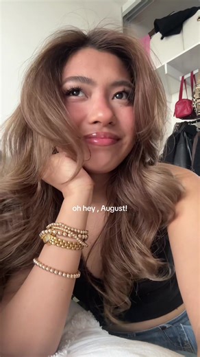 Understanding August Through Taylor Swift's Lyrics