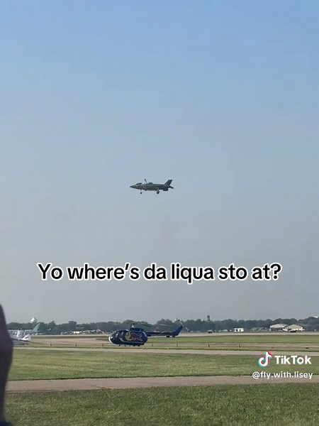 Exploring Oshkosh Airshow Highlights