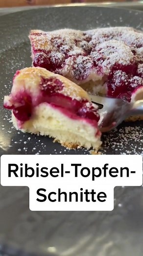 Topfen Schnitte - Ein sommerlicher Genuss mit Ribiseln