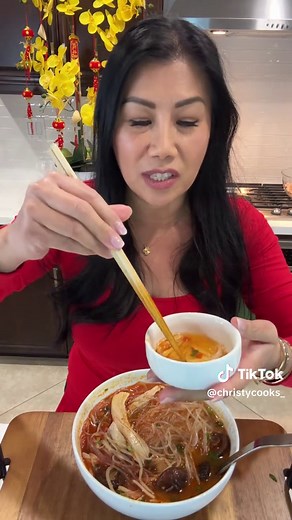 Mien Ga: Easy Vietnamese Chicken Noodle Soup Recipe