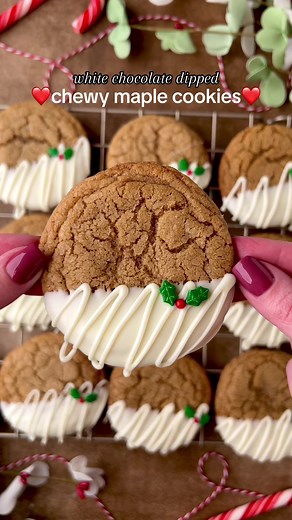 ❤️Chewy Maple Cookies ❤️ | White Chocolate Dipped | Holiday Baking