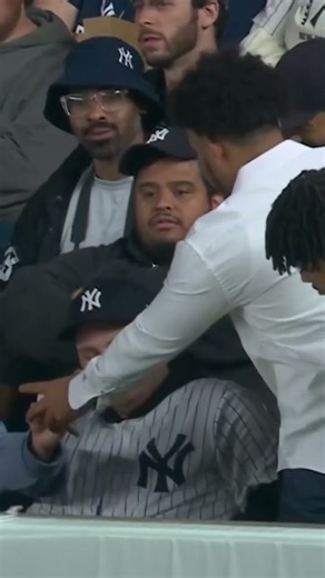 #MLB#MLBRewind2025#野球#メジャーリーグ#神プレー#クールすぎる#落ち着き#プロの判断#ベースボール#スポーツショート#海外野球#一瞬の判断#バズれ#ショート動画