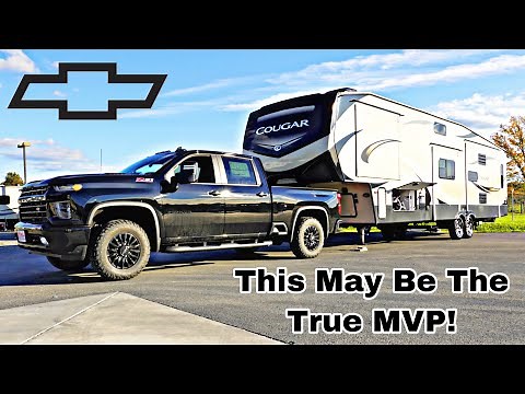 2022 Chevy Silverado 2500 6.6L Gas || 2 Major Advantages GM Has Over Ford/RAM Towing Fifth Wheels!